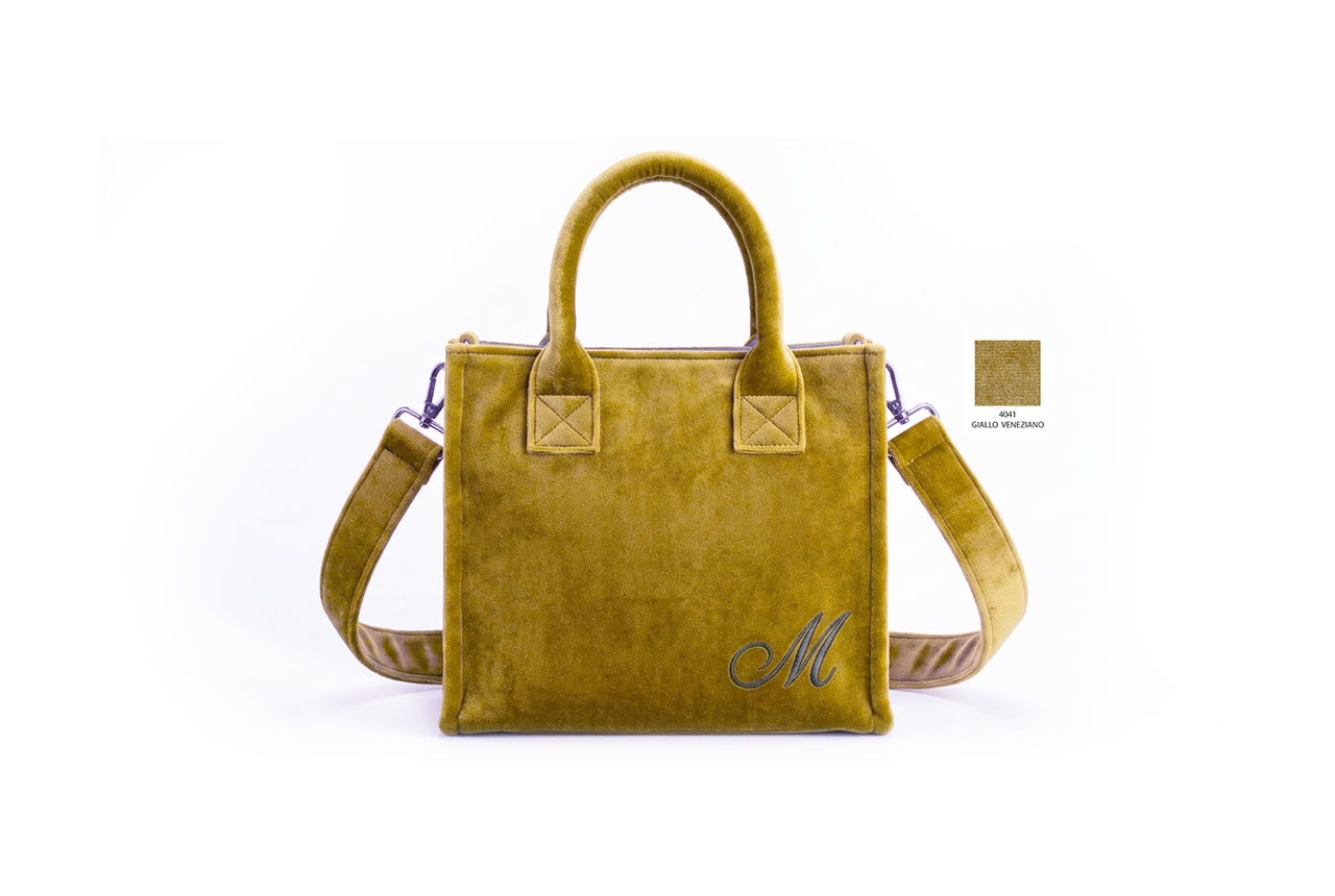 Borsa di velluto con tracolla colore Gillo-Veneziano Borsa con tracolla in velluto colore Giallo Veneziano
